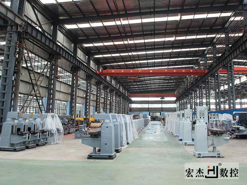 铣床床身成品仓库